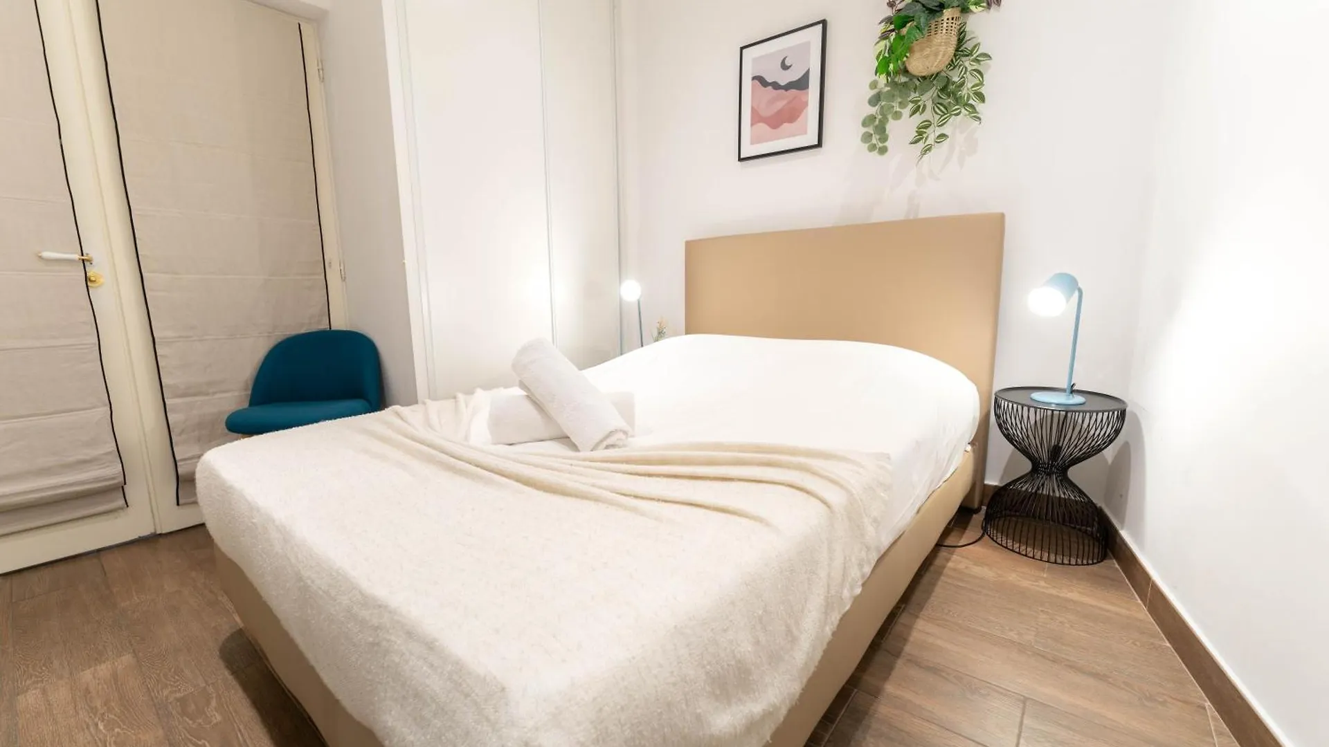 Bel Appartement En Plein Coeur De La Vieille Ville Nice France